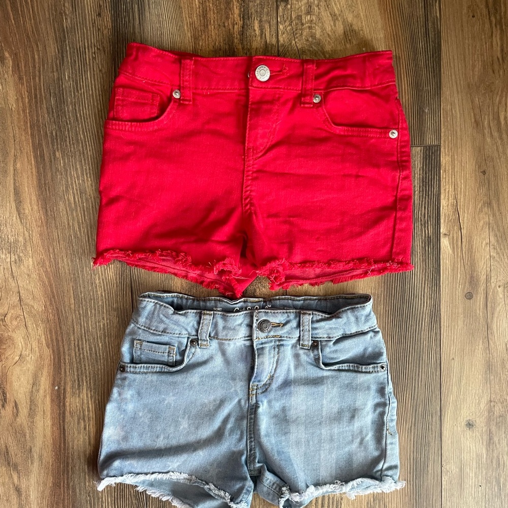 Girls Cat and Jack shorts, size 7/8
